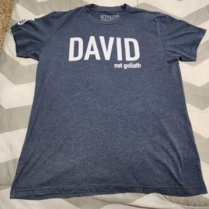 NOBULL Men's Graphic T-shirt